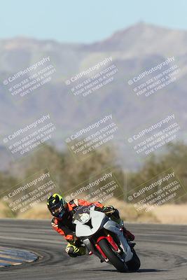 media/Dec-04-2025-Racers Edge (Thu) [[5ebc9f124d]]/3-B Group/1-Session 1 (Turn 7)/